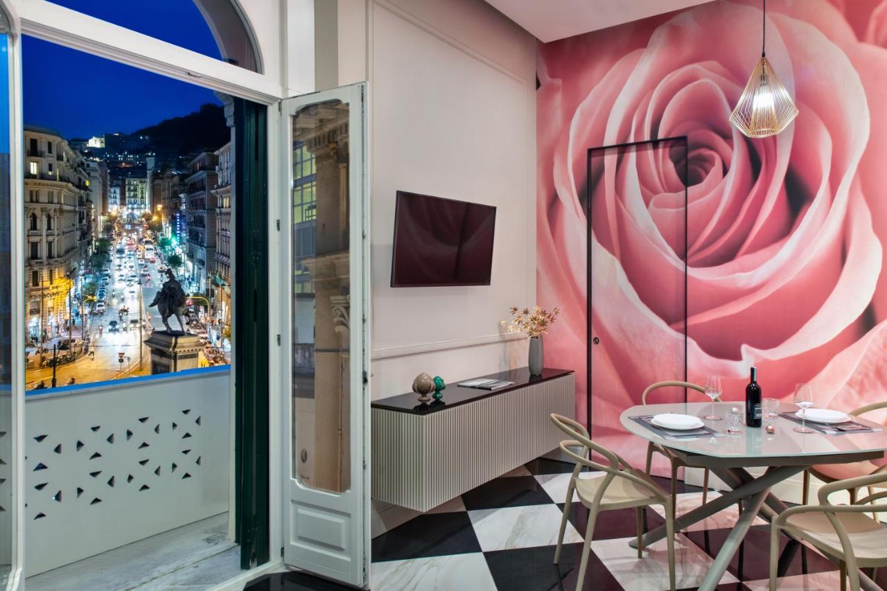 Lady Rose One Apartment เนเปิลส์ ภายนอก รูปภาพ