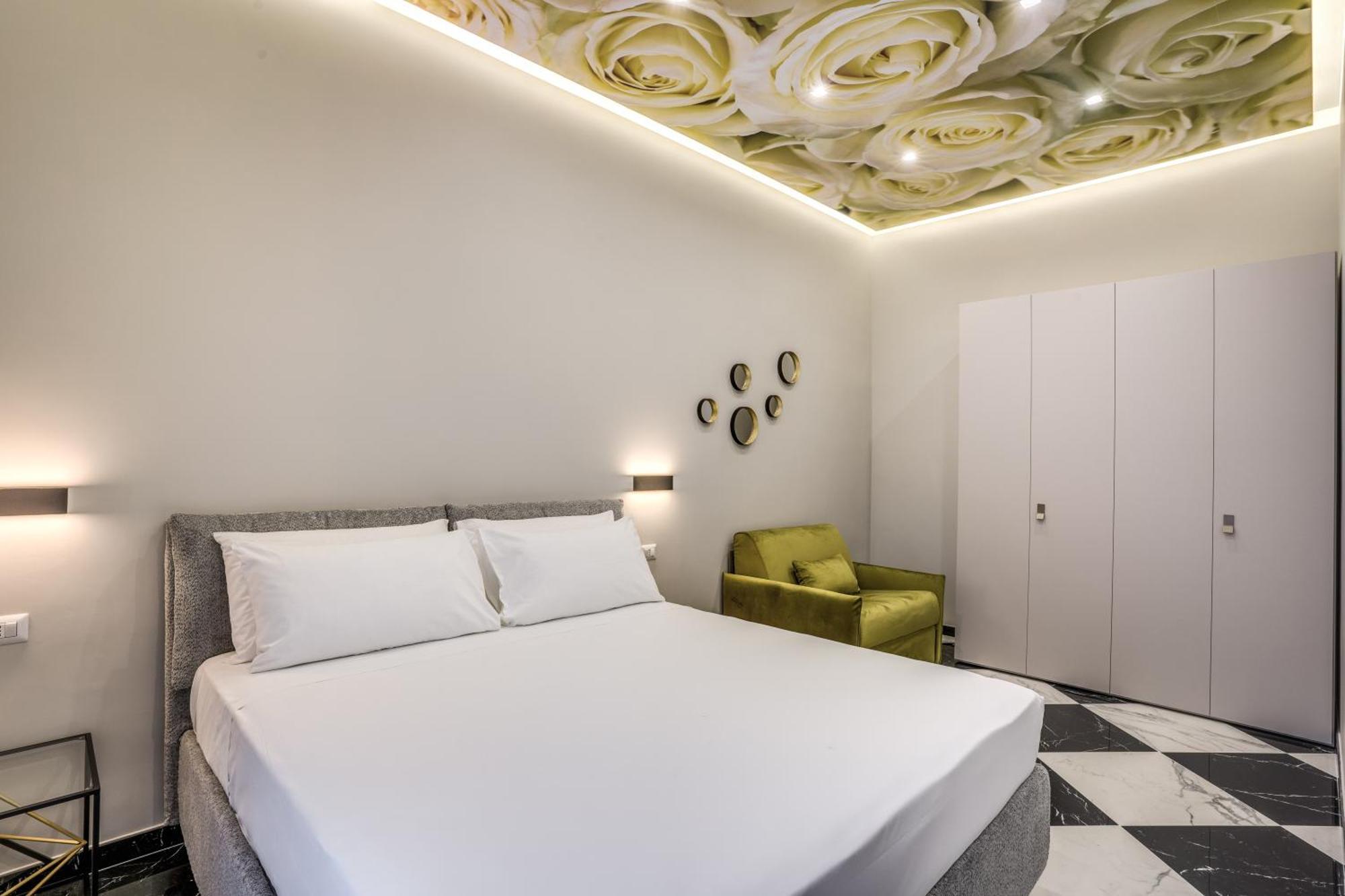 Lady Rose One Apartment เนเปิลส์ ภายนอก รูปภาพ