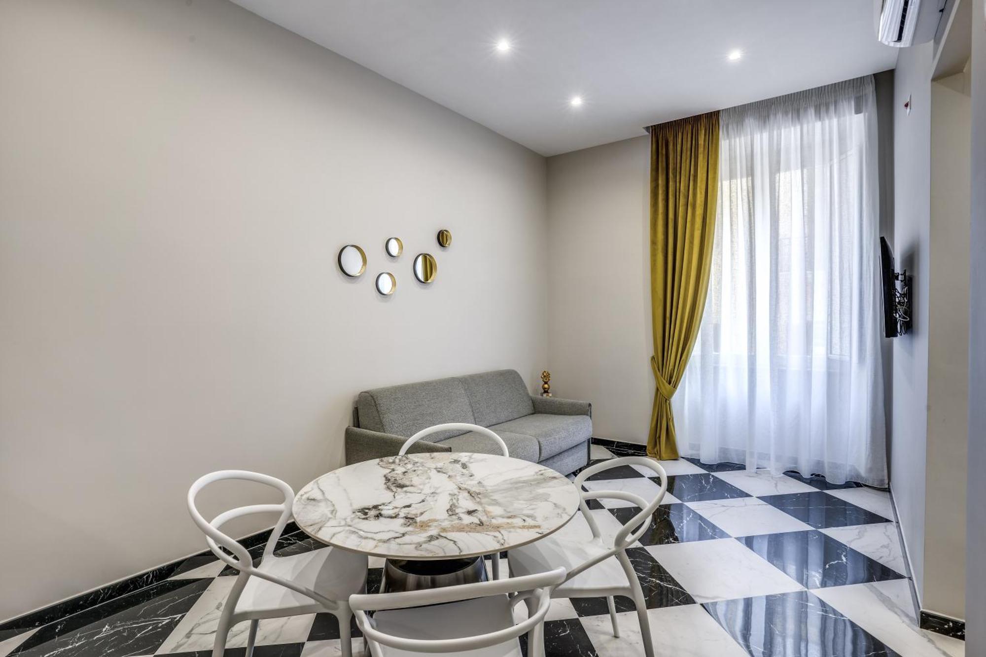 Lady Rose One Apartment เนเปิลส์ ภายนอก รูปภาพ
