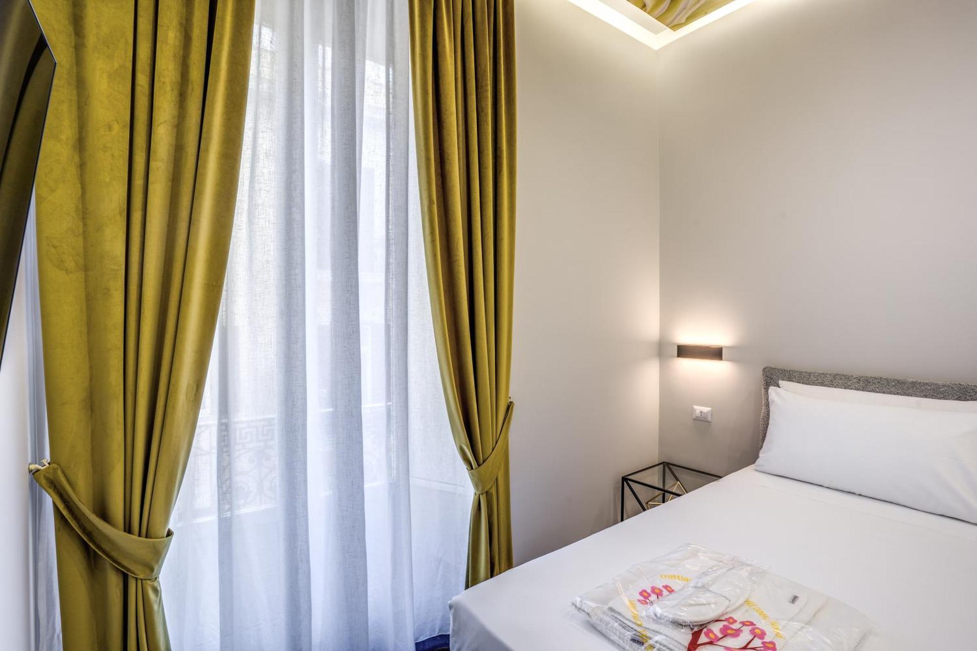 Lady Rose One Apartment เนเปิลส์ ภายนอก รูปภาพ